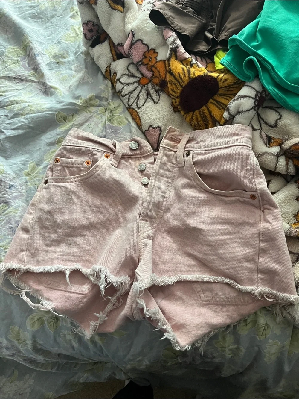 High-Waist Pink Frayed Denim Shorts